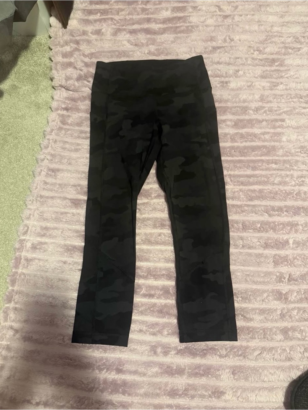 Lululemon wunder train cropped leggings